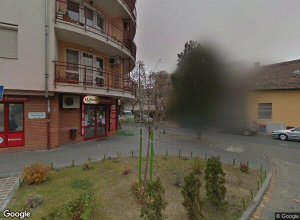 Lakásárak {{cím}}