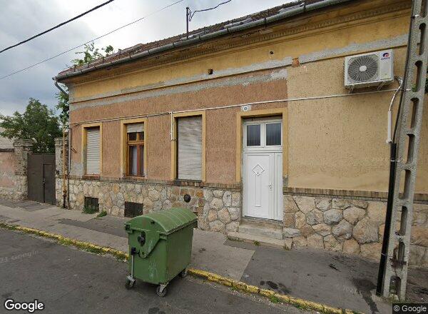 Lakásárak {{cím}}