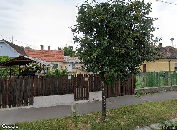 Lakásárak {{cím}}