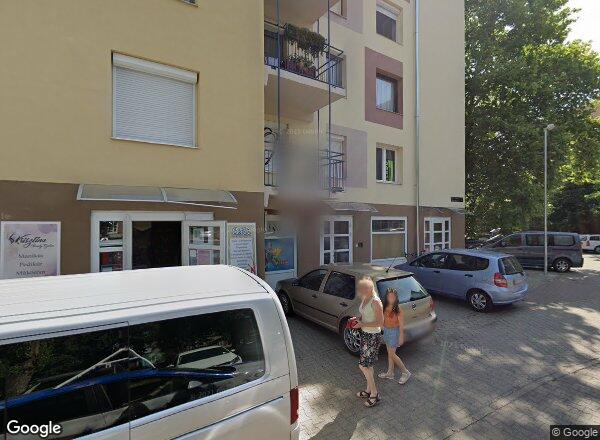 Lakásárak {{cím}}