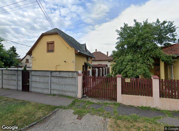 Lakásárak {{cím}}