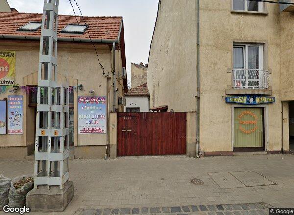 Lakásárak {{cím}}