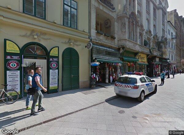 Lakásárak {{cím}}