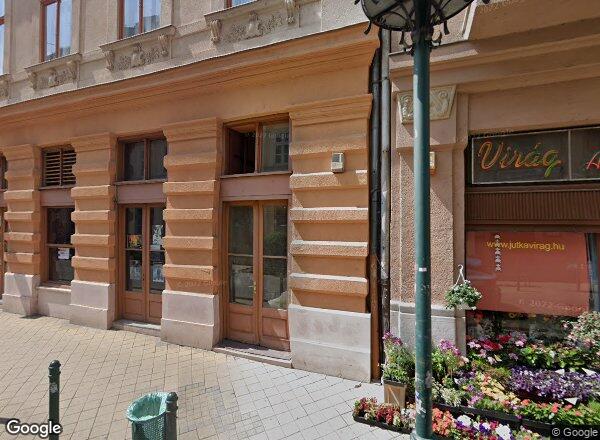 Lakásárak {{cím}}