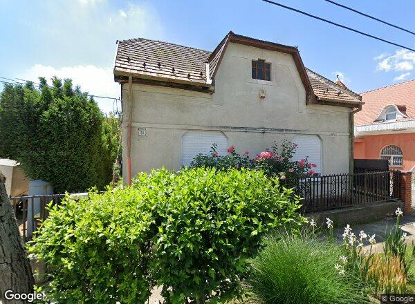 Lakásárak {{cím}}