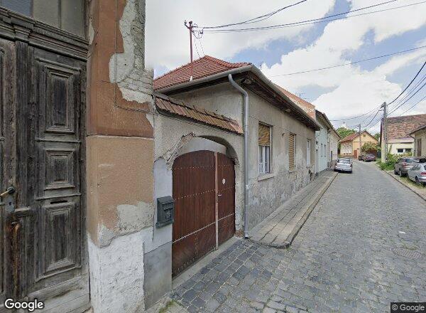 Lakásárak {{cím}}