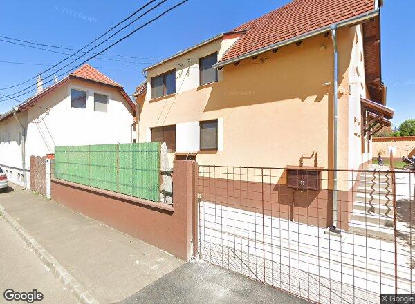 Lakásárak {{cím}}