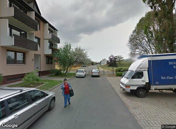 Lakásárak {{cím}}