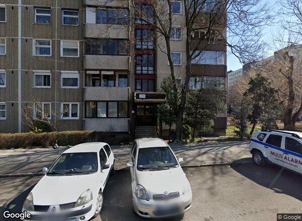 Lakásárak {{cím}}