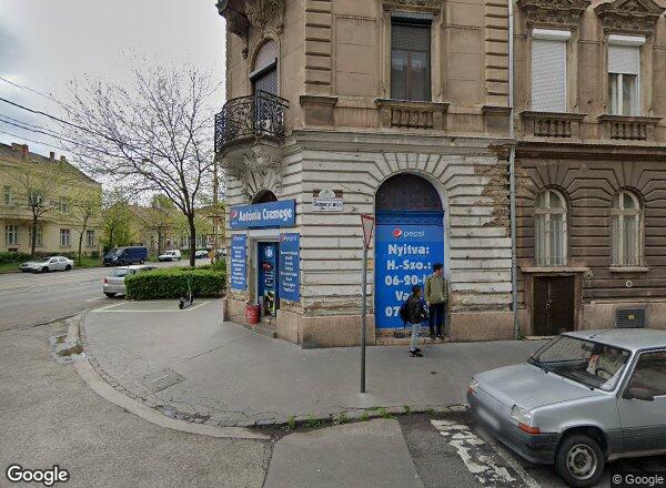 Lakásárak {{cím}}