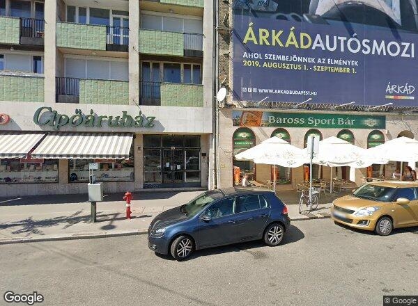 Lakásárak {{cím}}
