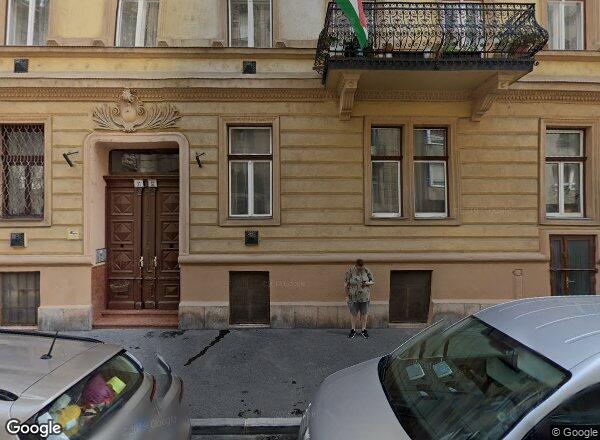 Lakásárak {{cím}}