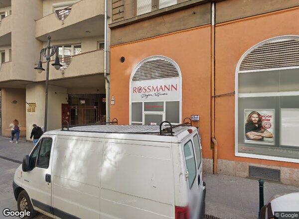 Lakásárak {{cím}}