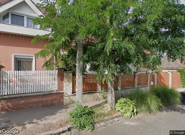 Lakásárak {{cím}}