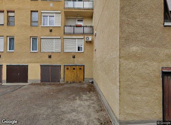 Lakásárak {{cím}}