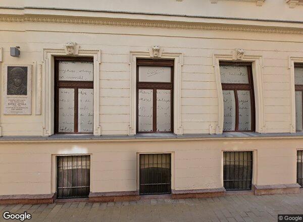 Lakásárak {{cím}}