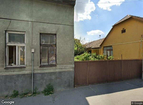 Lakásárak {{cím}}