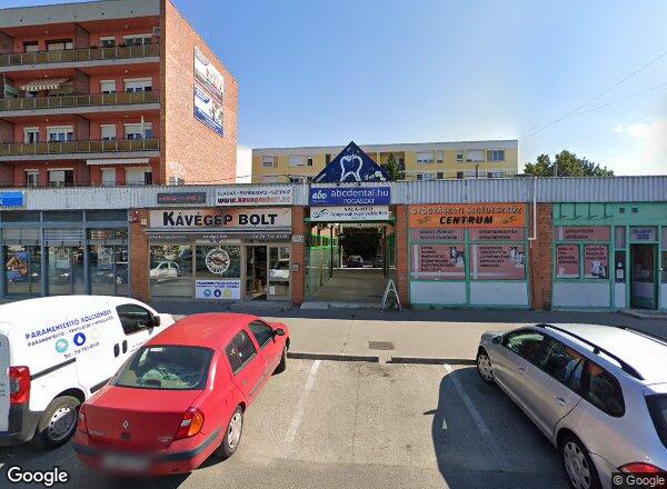 Lakásárak {{cím}}