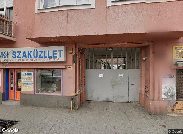 Lakásárak {{cím}}