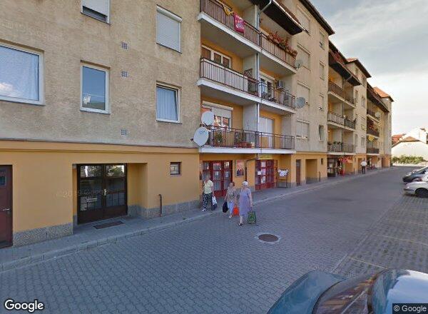 Lakásárak {{cím}}