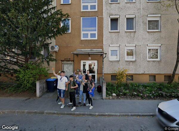 Lakásárak {{cím}}