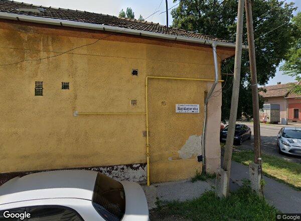 Lakásárak {{cím}}