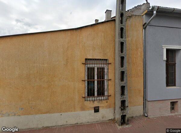 Lakásárak {{cím}}