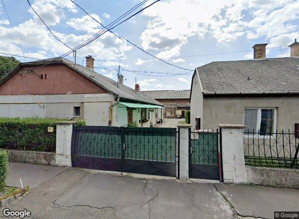 Lakásárak {{cím}}