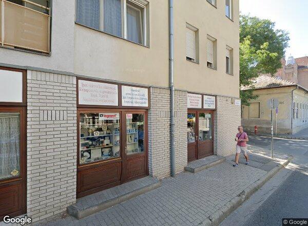 Lakásárak {{cím}}