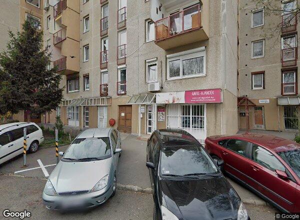 Lakásárak {{cím}}