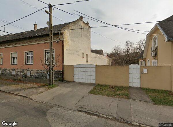 Lakásárak {{cím}}