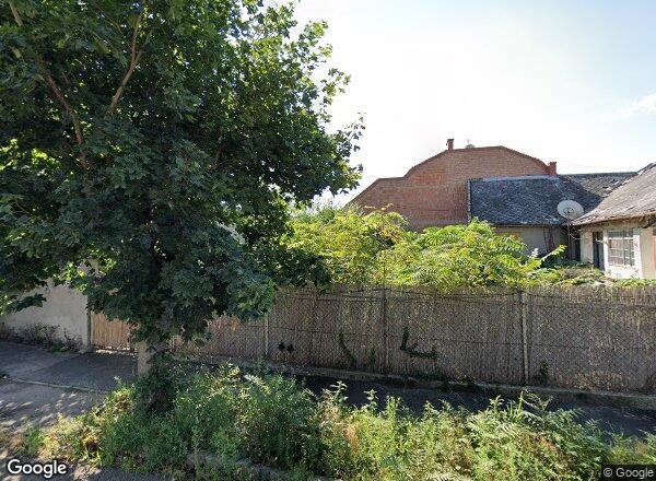 Lakásárak {{cím}}