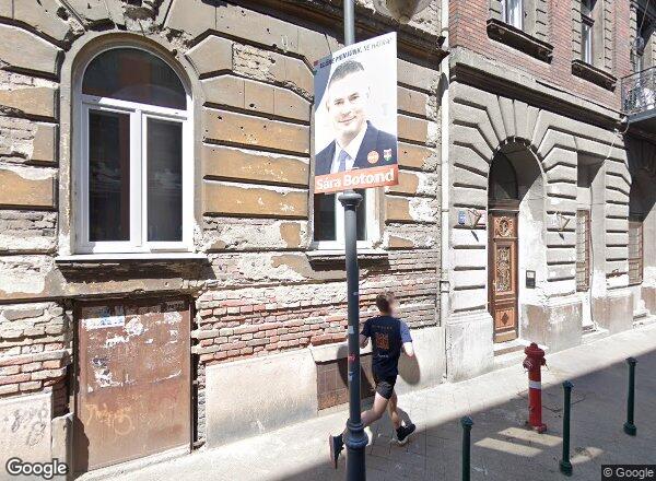 Lakásárak {{cím}}