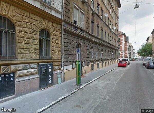 Lakásárak {{cím}}