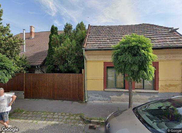 Lakásárak {{cím}}