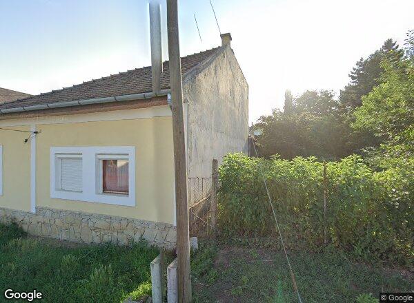 Lakásárak {{cím}}