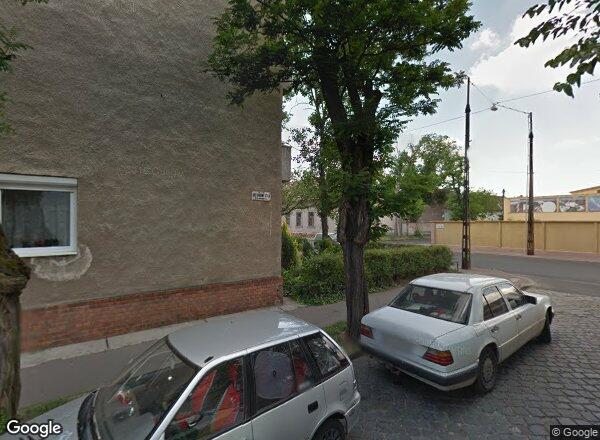 Lakásárak {{cím}}