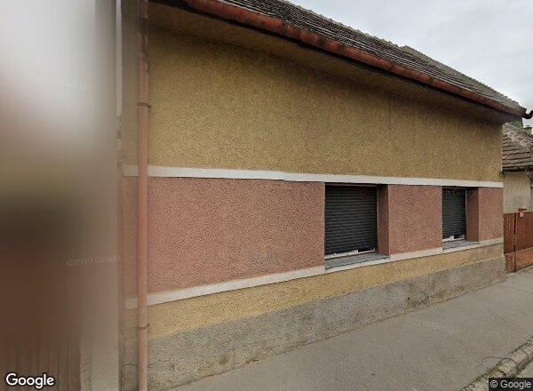 Lakásárak {{cím}}