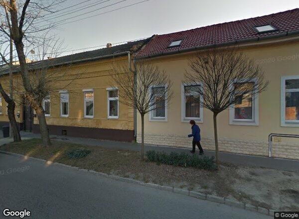 Lakásárak {{cím}}