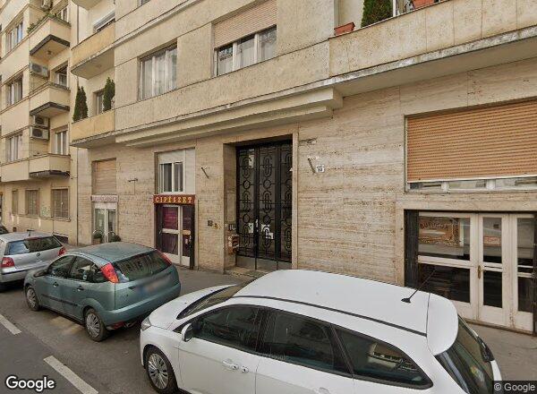 Lakásárak {{cím}}