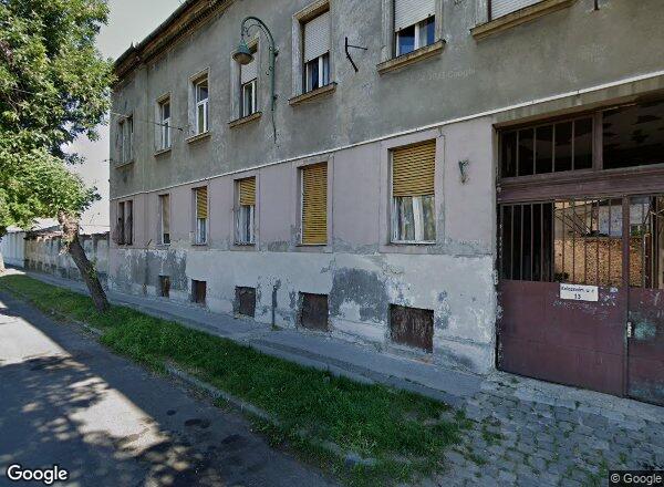 Lakásárak {{cím}}