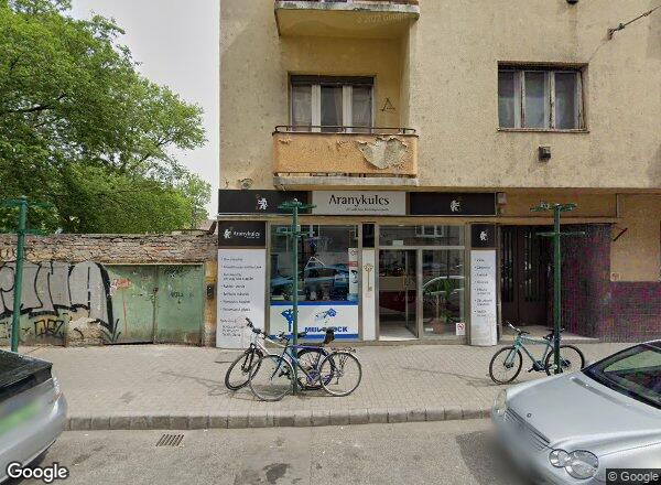 Lakásárak {{cím}}