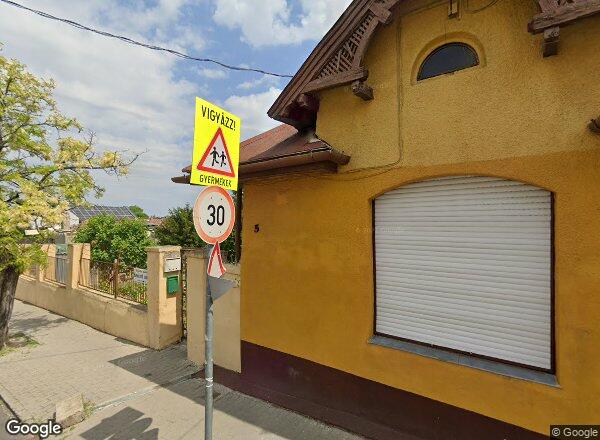 Lakásárak {{cím}}