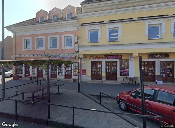 Lakásárak {{cím}}