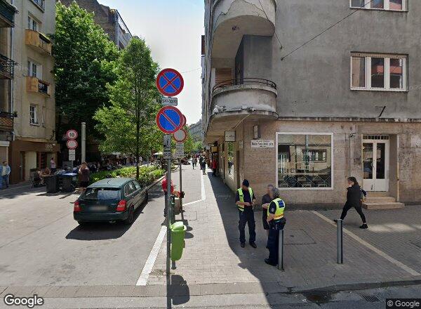 Lakásárak {{cím}}