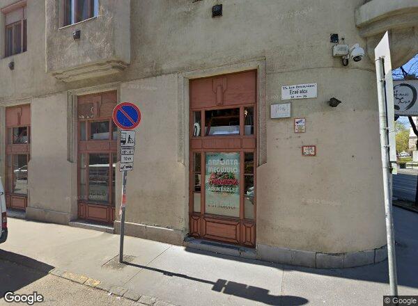 Lakásárak {{cím}}