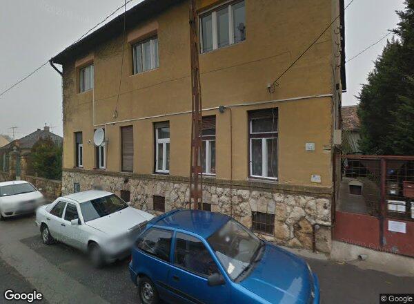 Lakásárak {{cím}}