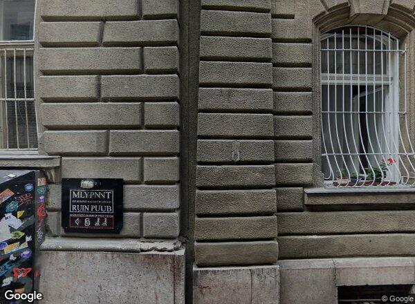 Lakásárak {{cím}}