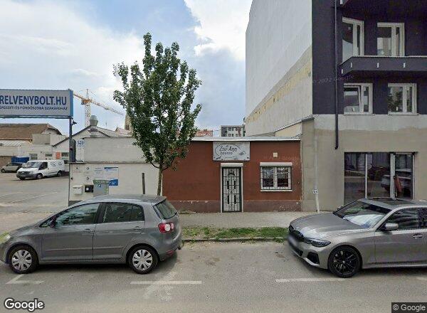 Lakásárak {{cím}}