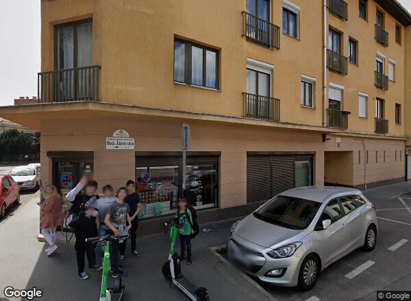 Lakásárak {{cím}}